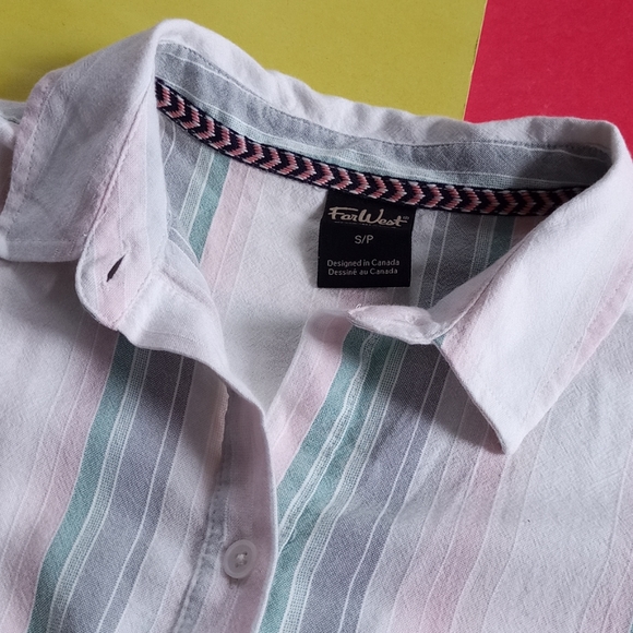 Vintage Women’s Far West Summer Linen Button-Up - Picture 3 of 6